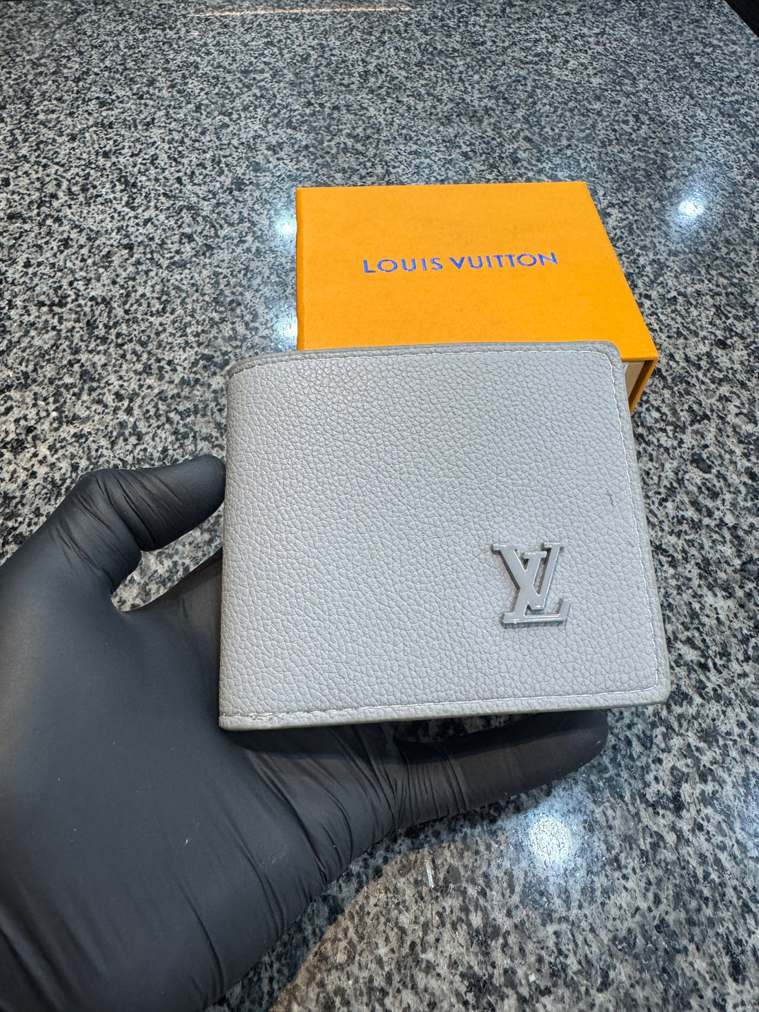 LV GRAY.