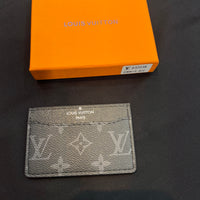 LV CARD HOLDER